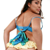 La belle latine Laurie VARGAS