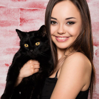 Hot teen Li Moon strips for you in Unzip Me Fast