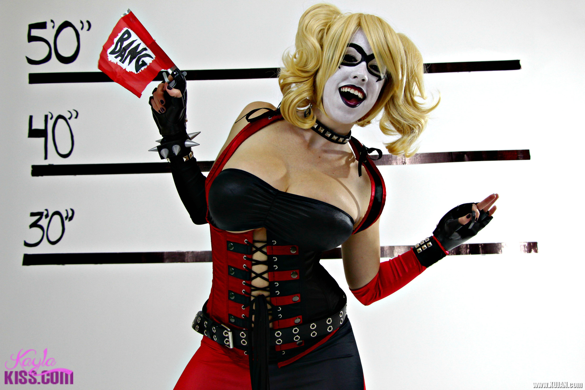 Kayla Kiss Dressed as Harley Quinn - Photo #1590412