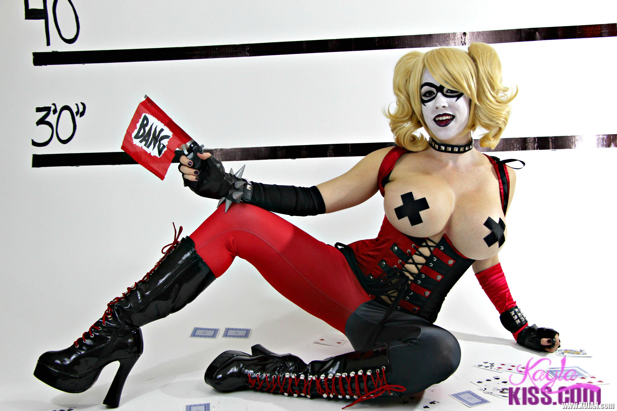Kayla Kiss Dressed as Harley Quinn - Photo #1590413