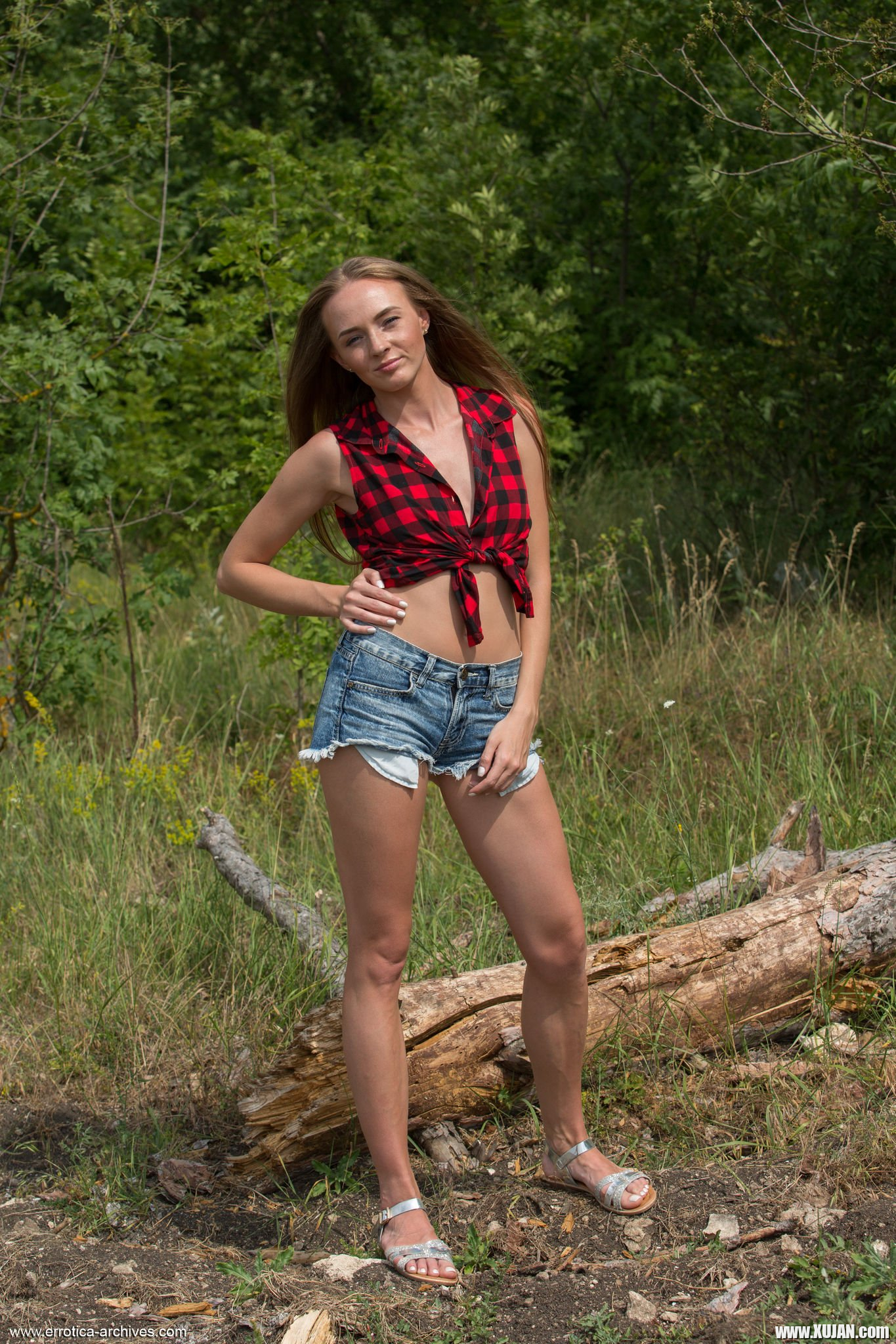 Andrea Sixth reveals beautiful sexy Body in Nature - Photo #1600513