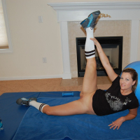 Housewife Kelly gets fucked while doing a Workout