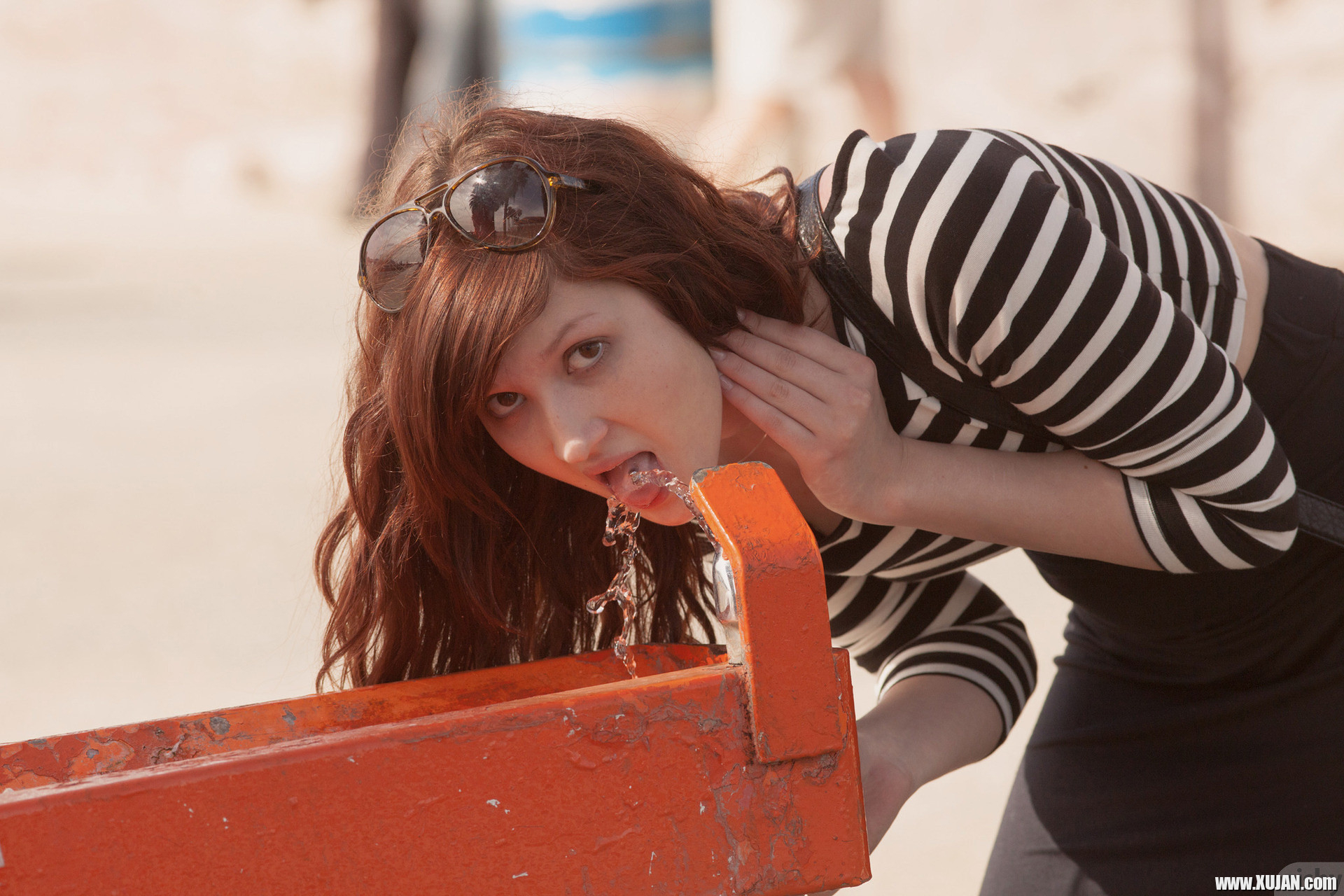 Cute teen flashing - Photo #1611133