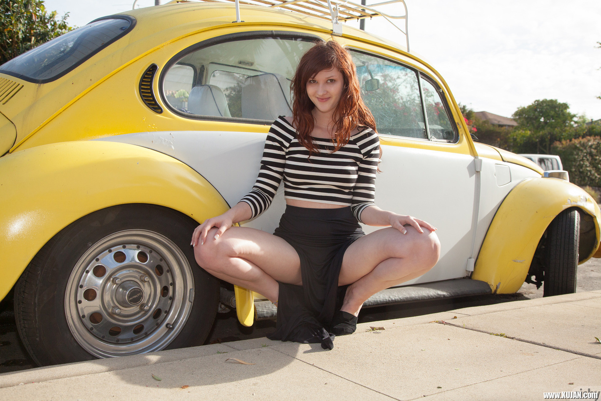 Cute teen flashing - Photo #1611138