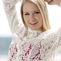 Scarlett Sage To New Ideas
