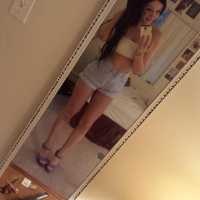 Gorgeous model Sabrina Sins takes stunning pics of her hot self