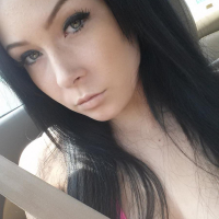 Gorgeous model Sabrina Sins takes stunning pics of her hot self