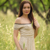 Smoking Hot Janeth Tense exposes her Body Outdoors