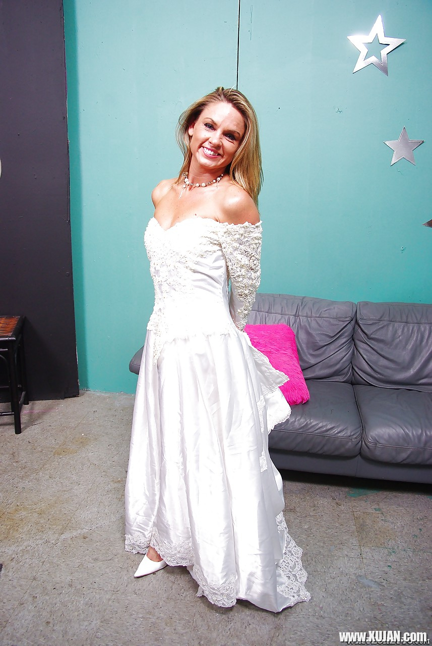 Clothed bride Amanda Blow shedding wedding dress before MMF sex - Photo #1629804