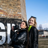 Super hot girls Melissa Rain and Alice Reign making lesbian love