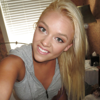 Alexis Monroe is doing some fantastic self shots while naked