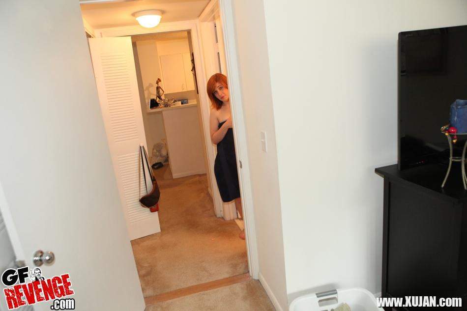 Redhead coed Sadie Kennedy makes a sex tape at home - Photo #1640949