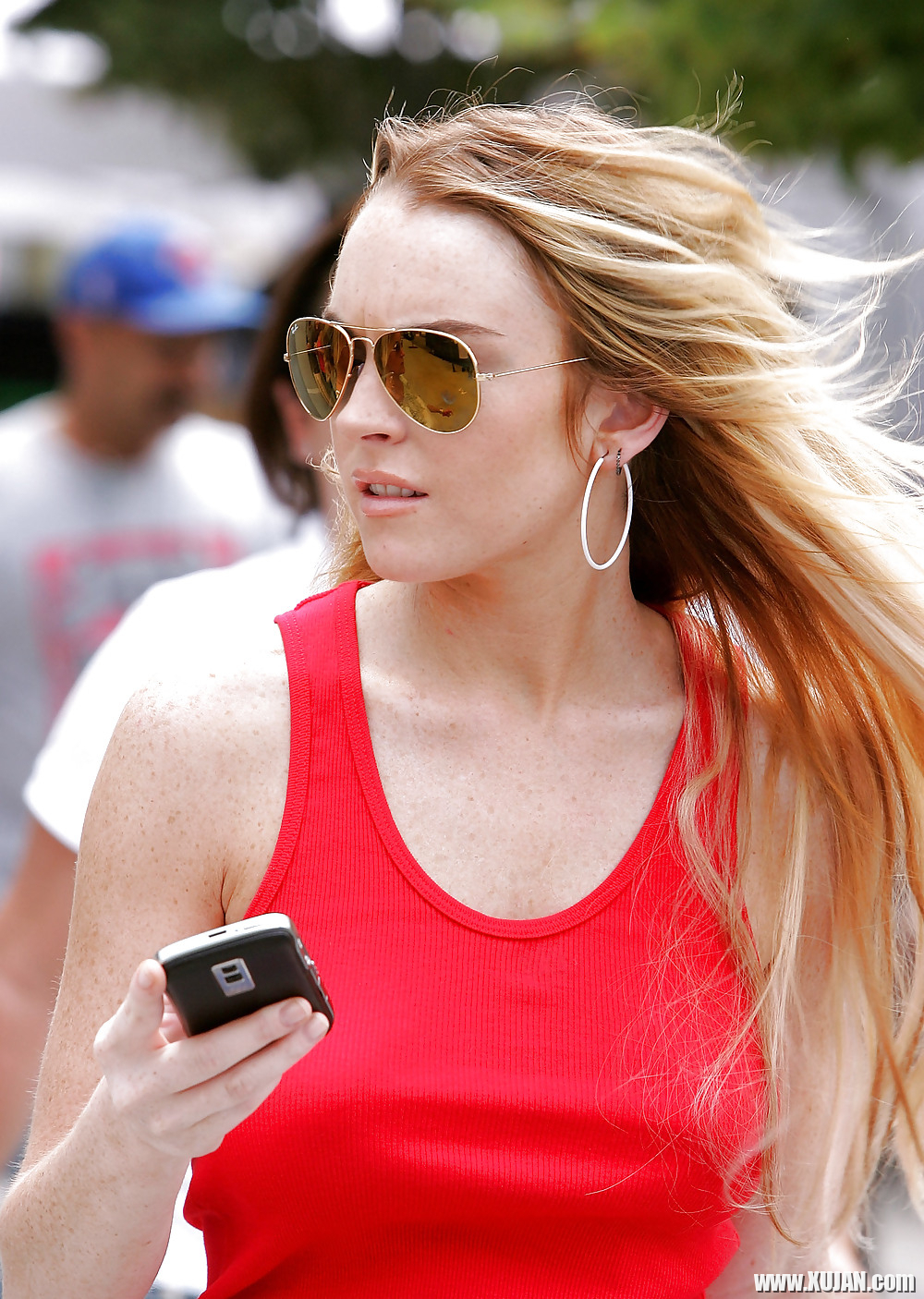 Lindsay Lohan on location for Ugly Betty in Queens - Photo #1646842