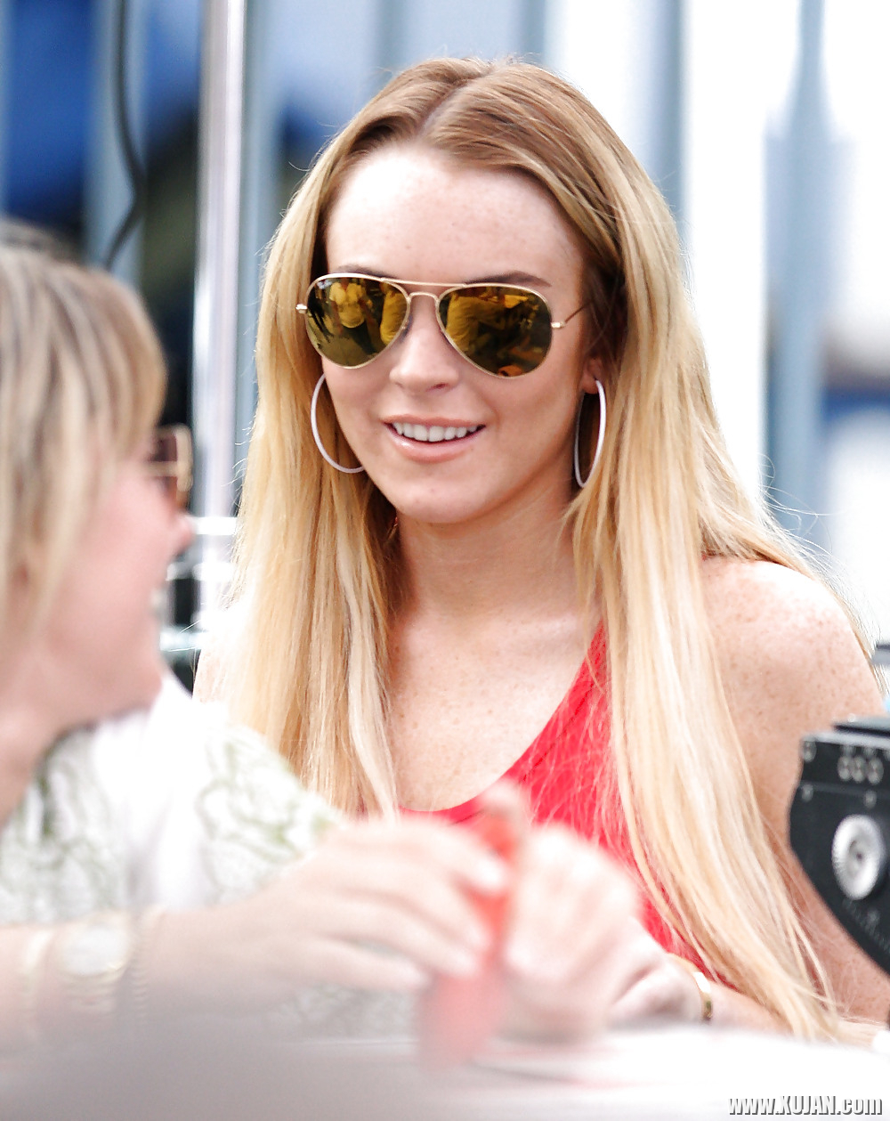 Lindsay Lohan on location for Ugly Betty in Queens - Photo #1646846
