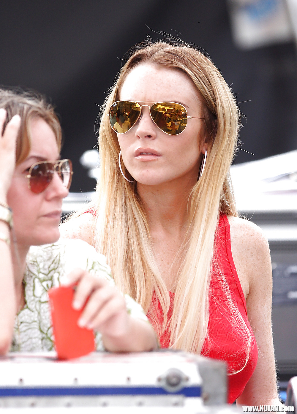 Lindsay Lohan on location for Ugly Betty in Queens - Photo #1646848