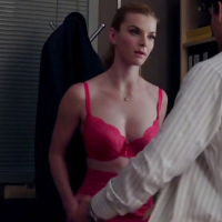 Betty Gilpin from Nurse Jackie