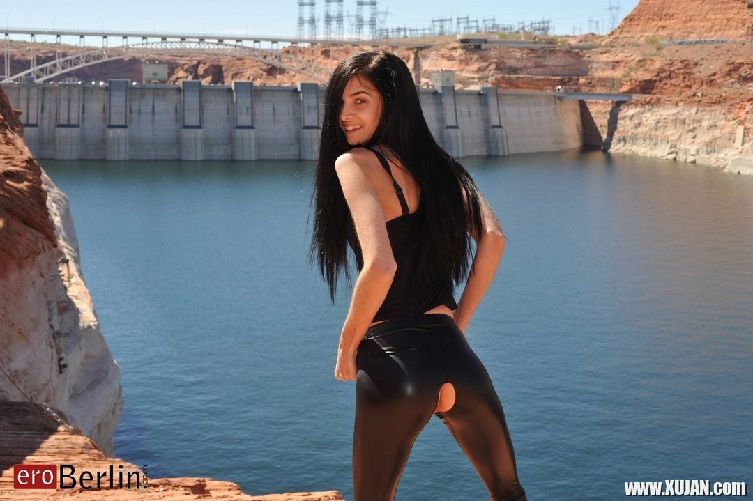 Zoe Rush posing Outdoors in her crotchless latex Pants - Photo #1652838
