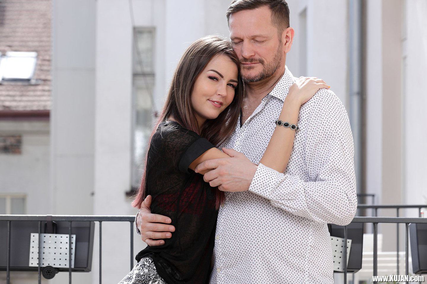 Hot beauty from Prague Cindy Shine fucks a guy - Photo #1662988