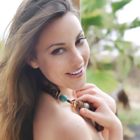 Lorena Garcia gets naked outside and spreads her legs in Libertad