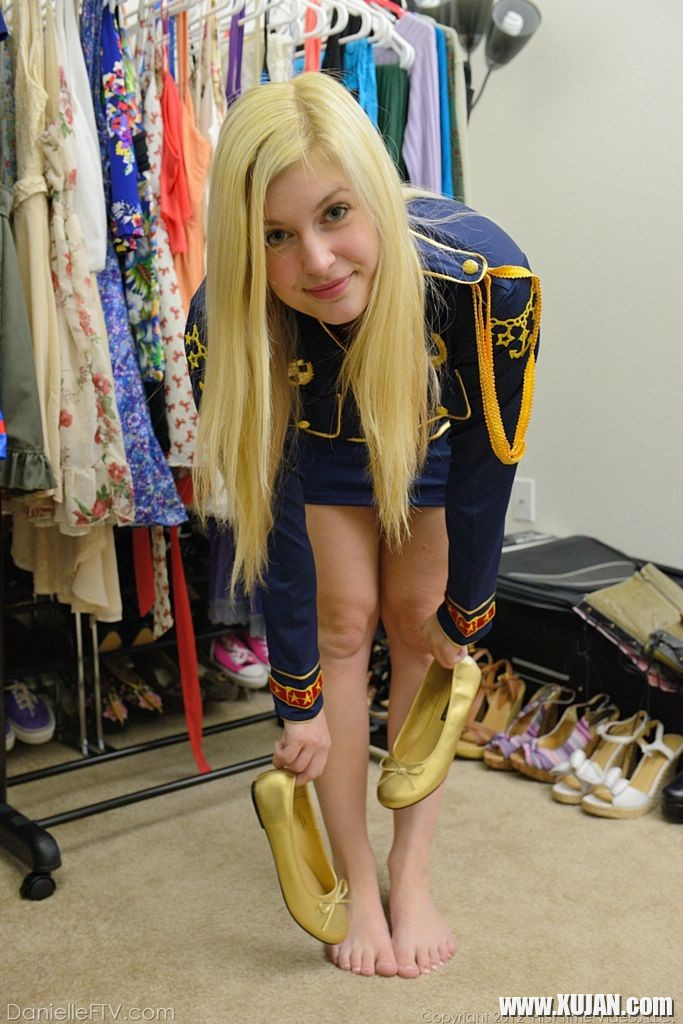 Danielle FTV spreading pussy in her military uniform - Photo #1666776