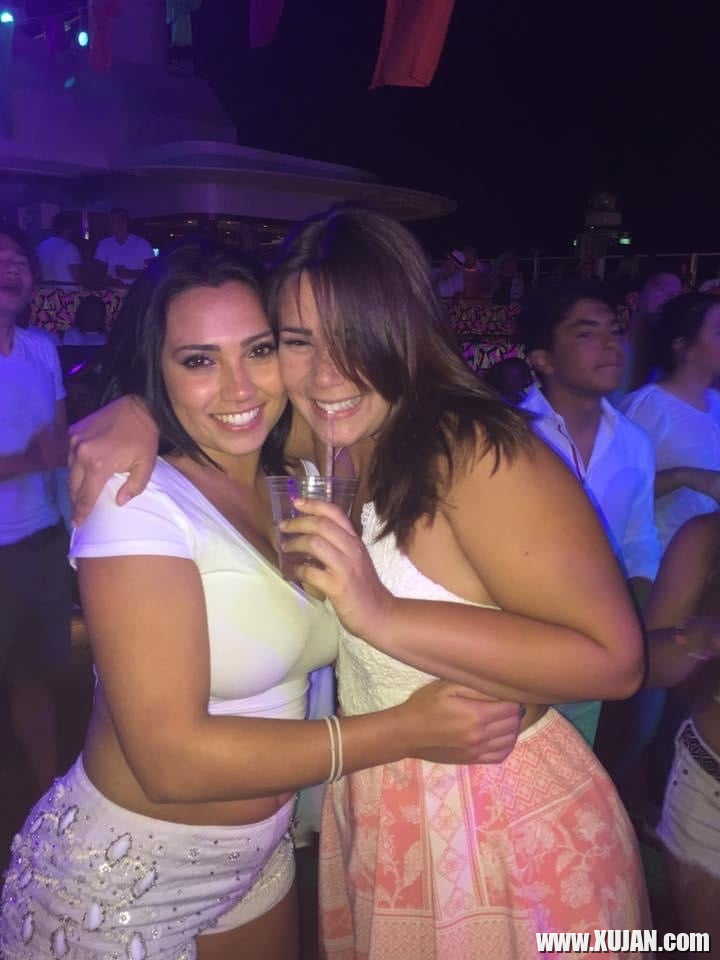 Suzi big boobs - Photo #1673775