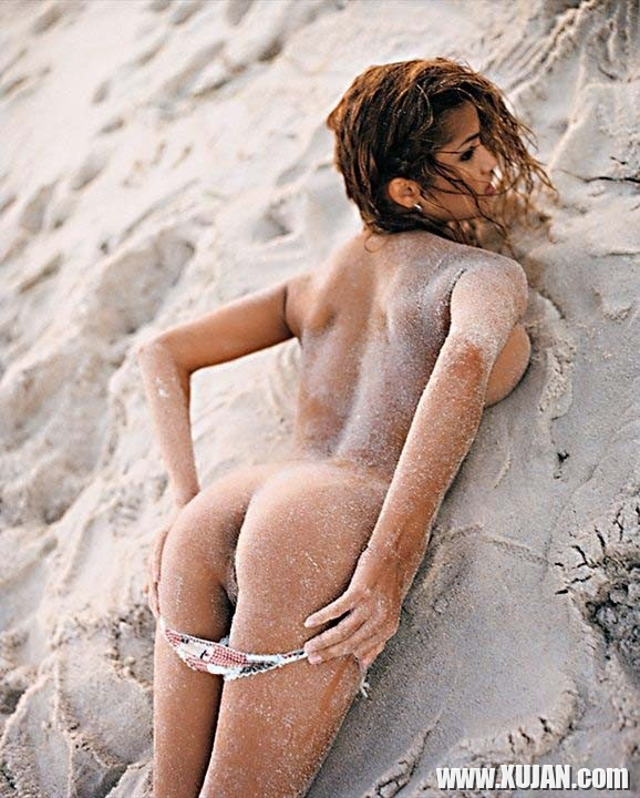 Alley Baggett naked at the beach - Photo #1676824