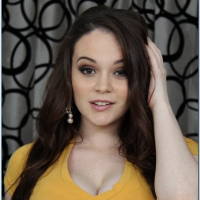 Curvy babe Tessa Lane stripping on the bed and showcasing her juicy twat