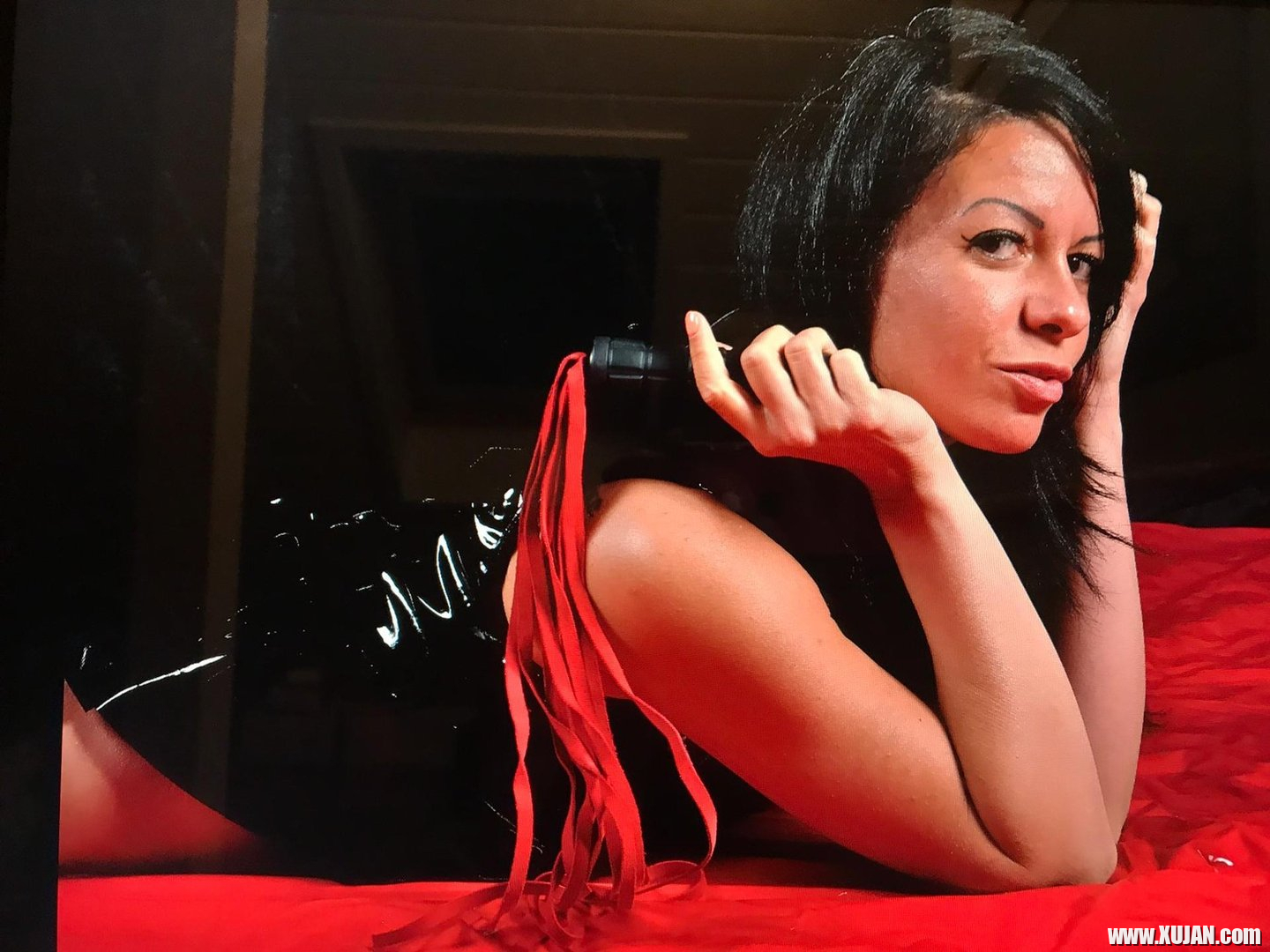 Sexy mistress Ashley Grey teasing with her hot figure - Photo #1677810