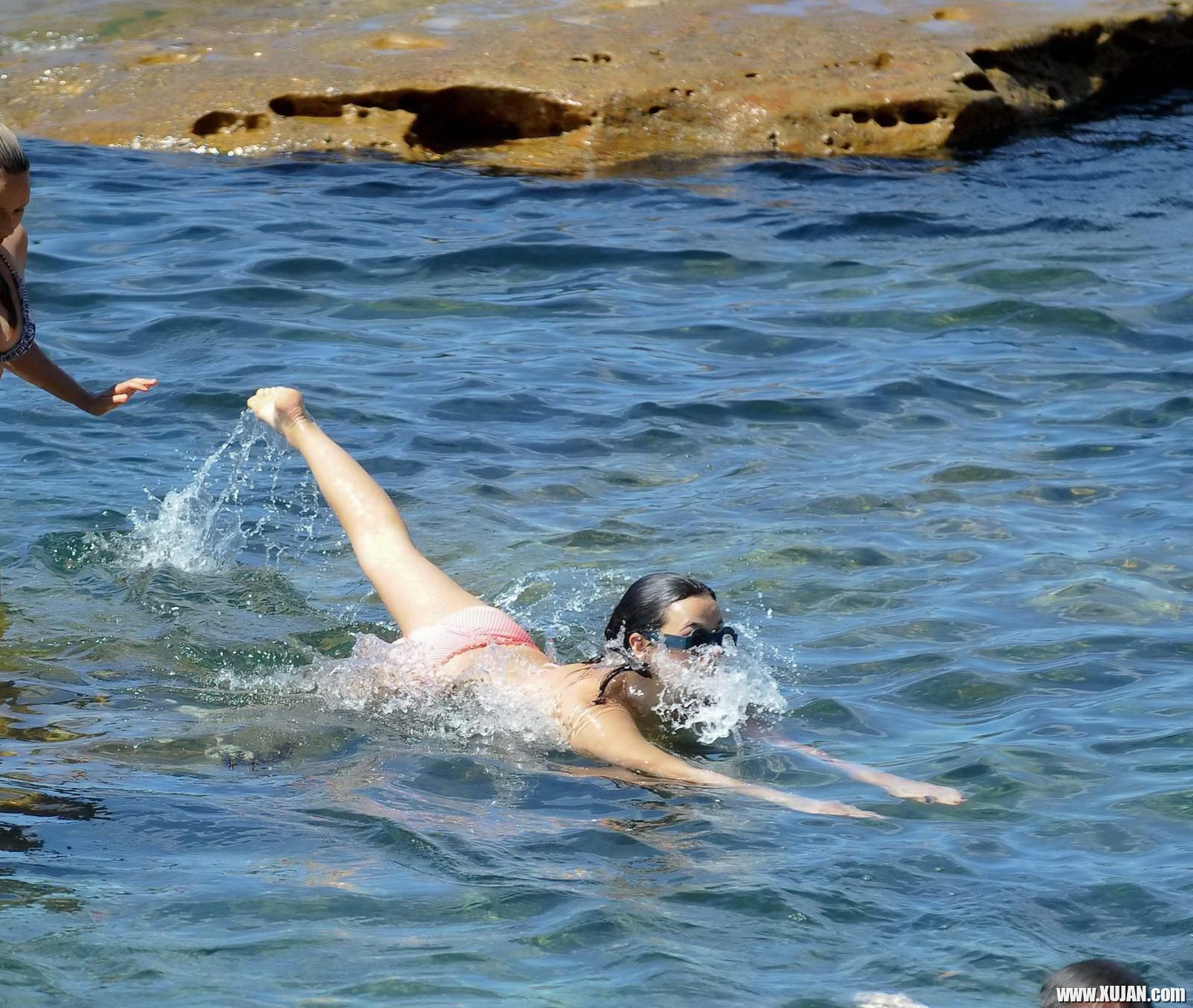 Demi Harman showing off her curvy body in a striped red bikini at the beach in S - Photo #1682827