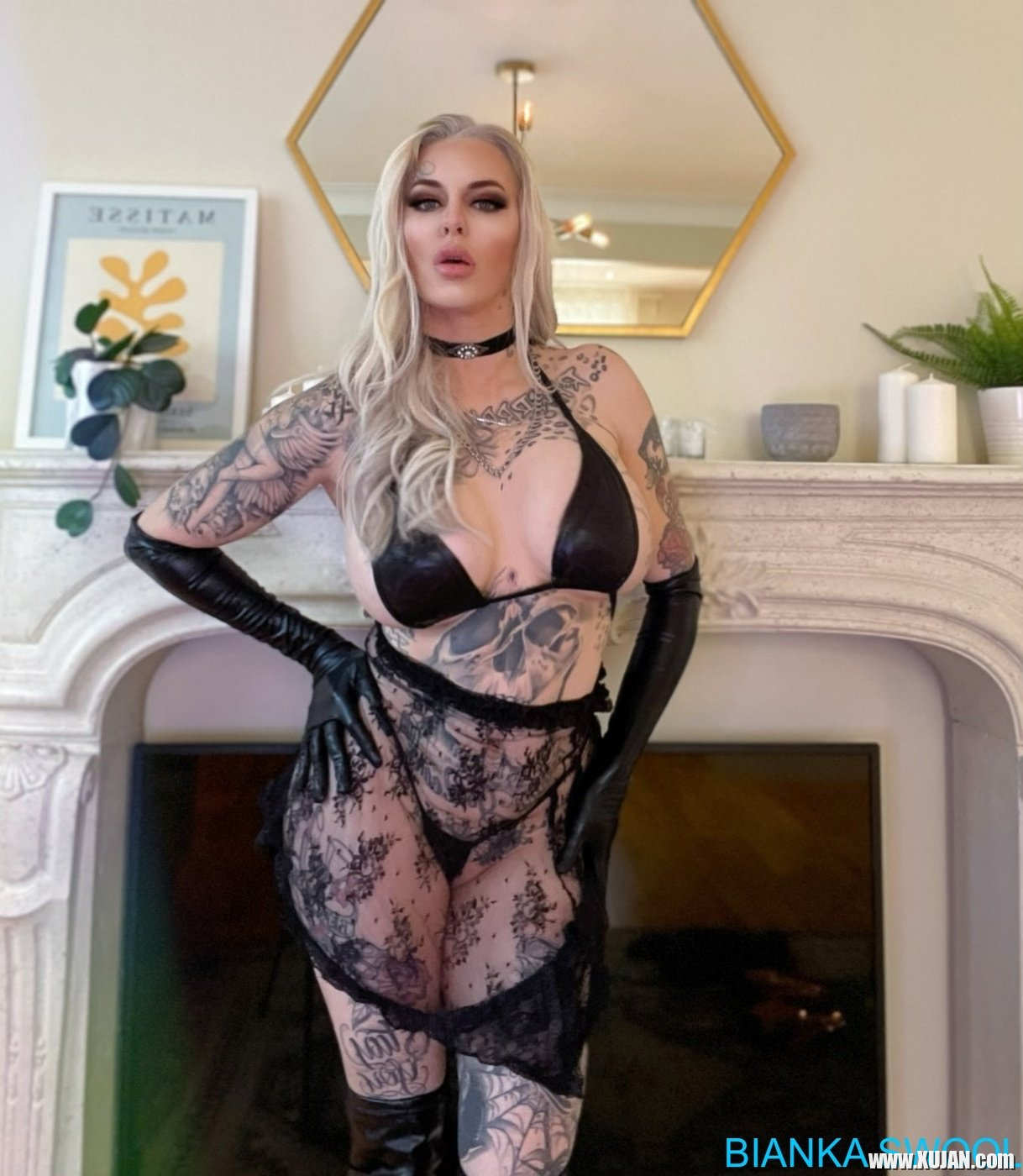 Lovely Bianka Swool stripping and showing off her big boobies - Photo #1689673