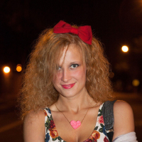Blonde hottie Alice Wonder has fun out and about