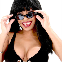 Havana Ginger shows her sexy boobs and body