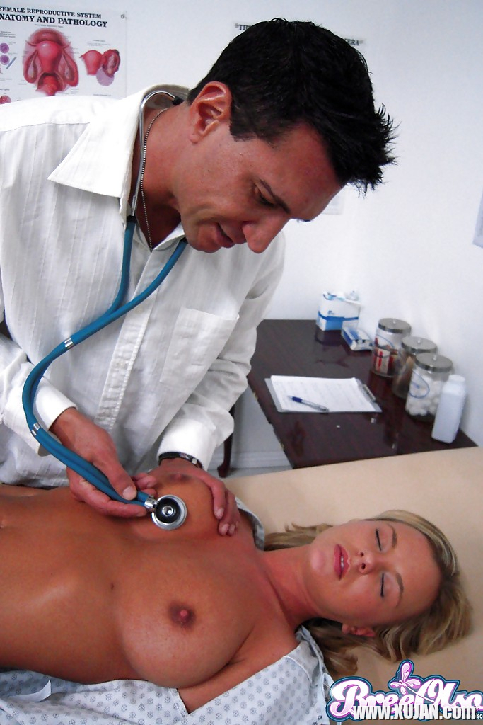 Cutelooking blonde Bree Olson is getting pleasure from her doc - Photo #1706096