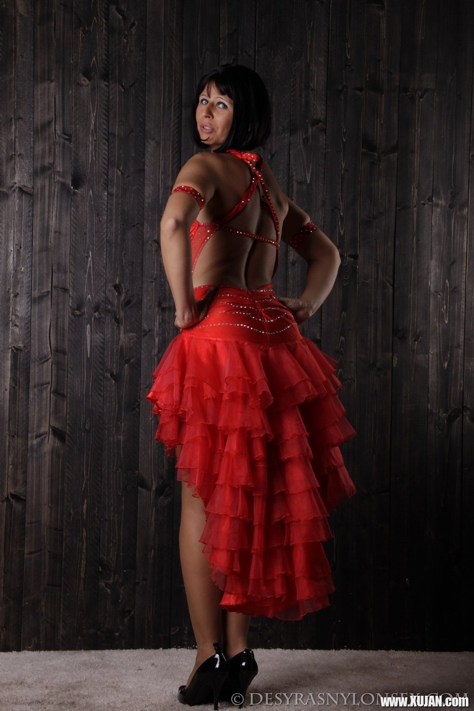 Solo hottie Desyra Noir teasing with her body in red dress - Photo #1708613