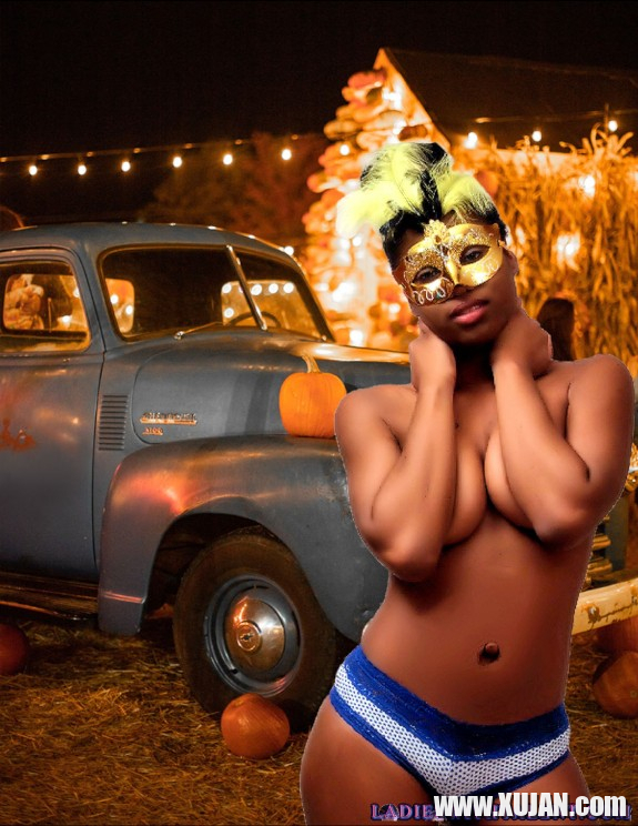Model Gone Mask - Photo #1708703