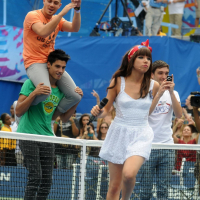 Carly Rae Jepsen flashing her Victorian panties at USTA National Tennis Center i