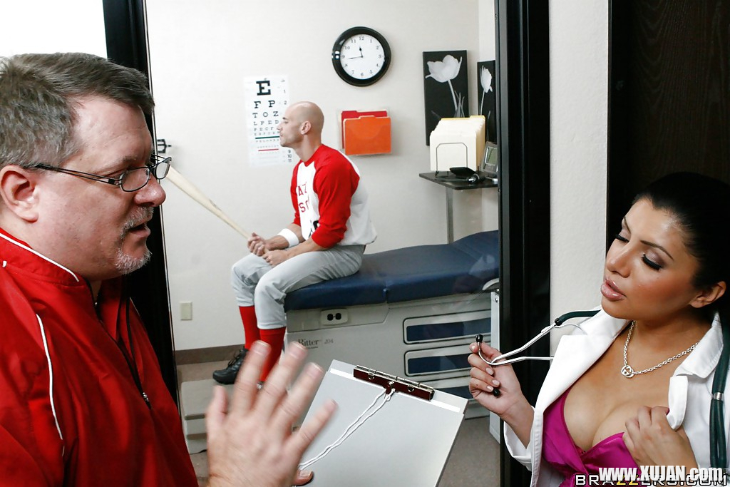 Sativa Rose as a doctor cant resist fucking her sexy patient - Photo #1730063