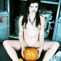 Goth Babe Annika Amour masturbates for Halloween