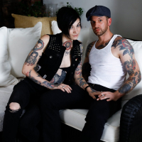 Tattooed haired girl Nikki Hearts gets her shaved twat banged hard