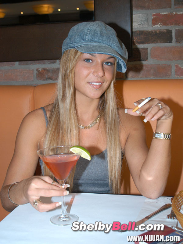 Classy blonde cutie Shelby Bell looking hot and teasing - Photo #1760730