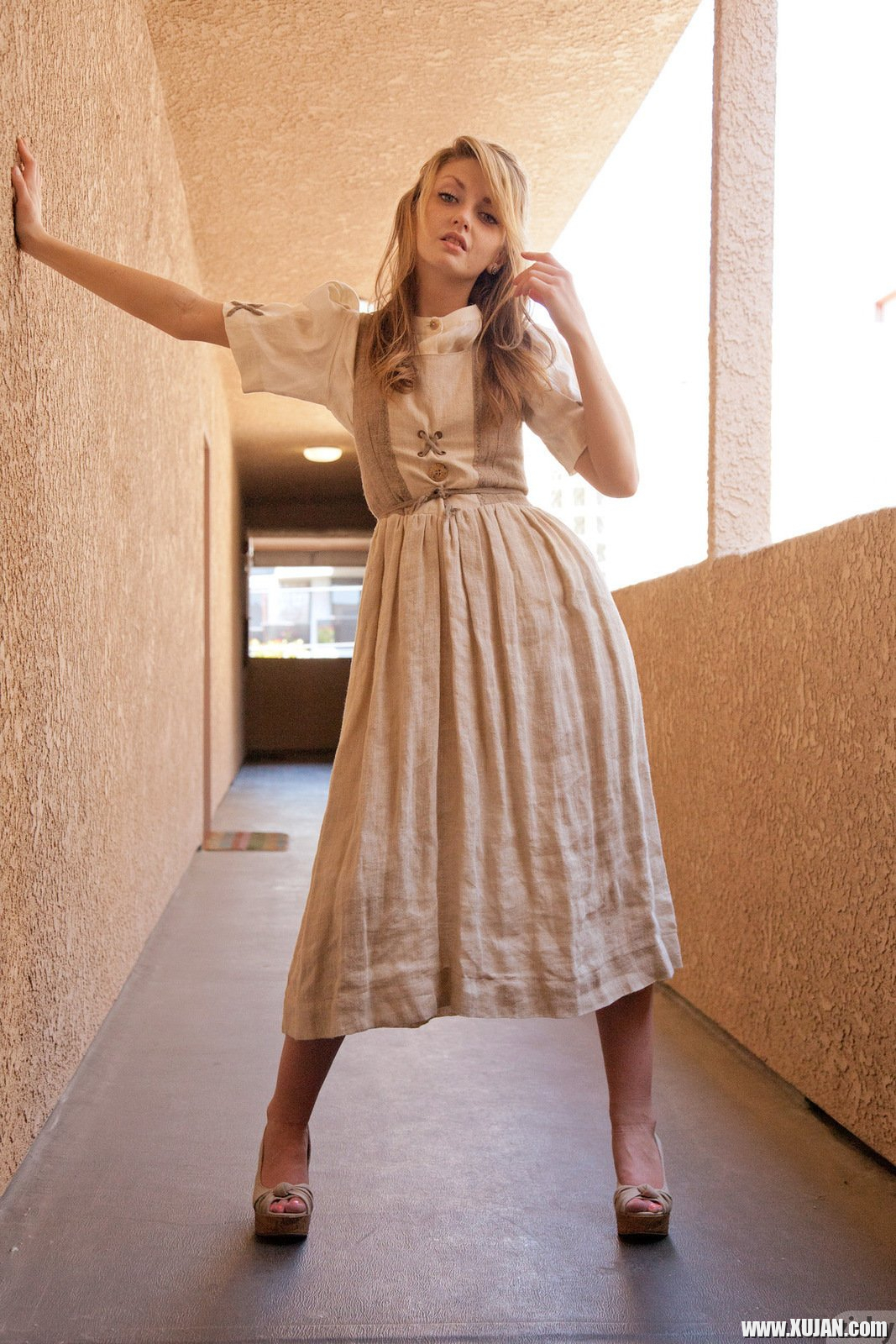Staci Silverstone in a Dress flashing her Butt - Photo #1767168