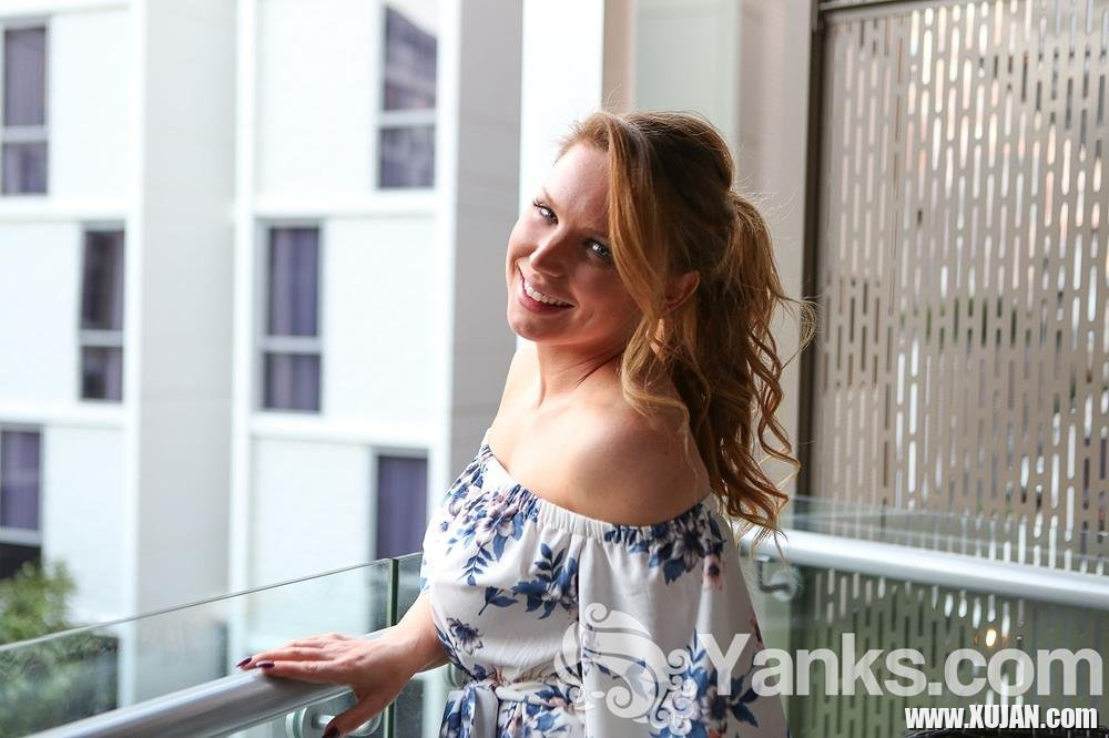 Cutie Madison Missina masturbates by the Window - Photo #1770808