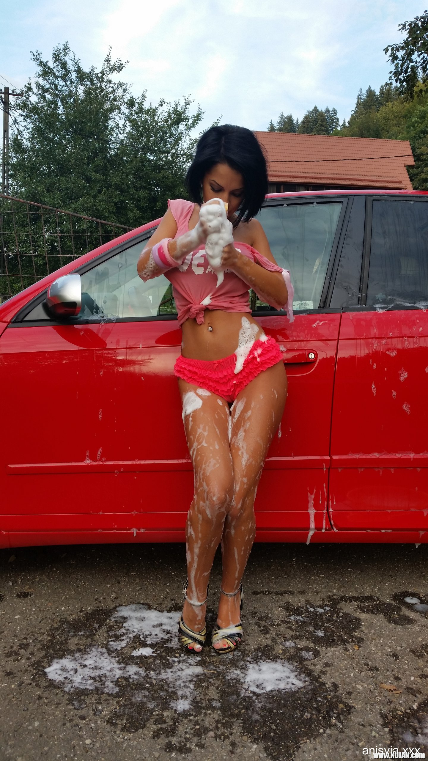 Amazing Brunette Anisyia XXX washing her Car - Photo #1773586