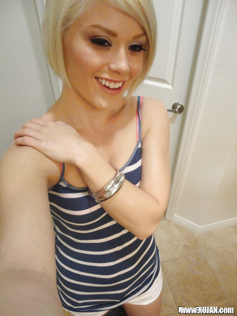 Young blonde hottie Ash Hollywood taking selfies in mirror while undressing - Photo #1785756