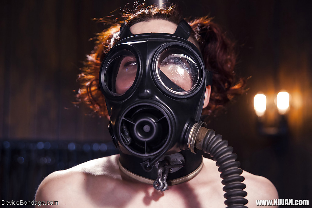 Top rated fetish model Ingrid Mouth getting machine fucked in gas mask - Photo #1787924