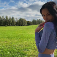 Sexy jogger Sasha Rose craves for deep anal penetration