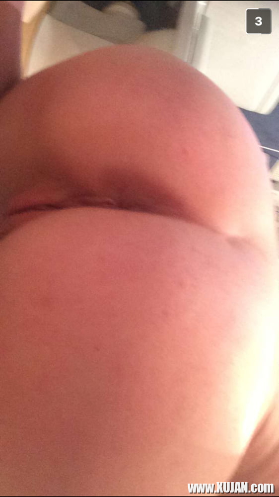 Exposed Blonde GF Gina - Photo #1795310