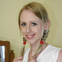 Skinny teen with pigtails Sunny Diamond uncovering her tiny curves