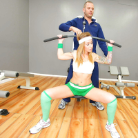 Beautiful Scarlett Pain with big tits gets good sex right in the gym