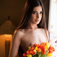 Stunning Cameron Canela loves rubbing her Beaver